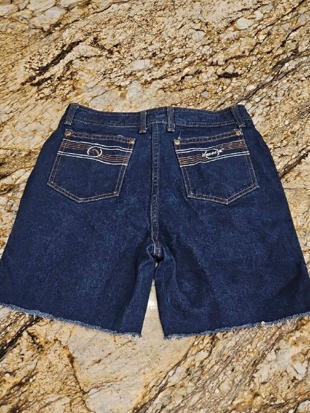 Jordache VTG 90's Men's Dark Blue Denim Cutoff Shorts. Size 32/34 - Picture 3 of 6